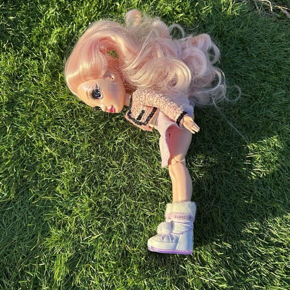 Rainbow High Series 2 Bella Parker Fashion Doll MGA‎ - Picture 4 of 8